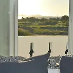 Hotel Iphimedeia Luxury Hotel & Suites 3*