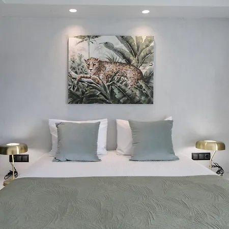 Iphimedeia Luxury & 3*