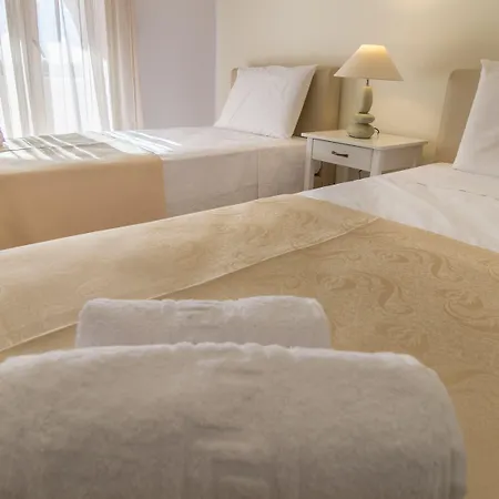 Hotel Iphimedeia Luxury & Naxos City