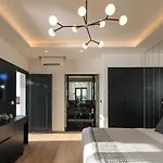 Iphimedeia Luxury & Ξενοδοχείο 3*