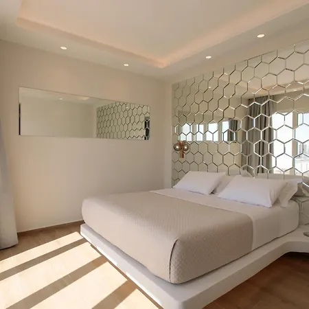 Διαμέρισμα Iphimedeia Luxury & *