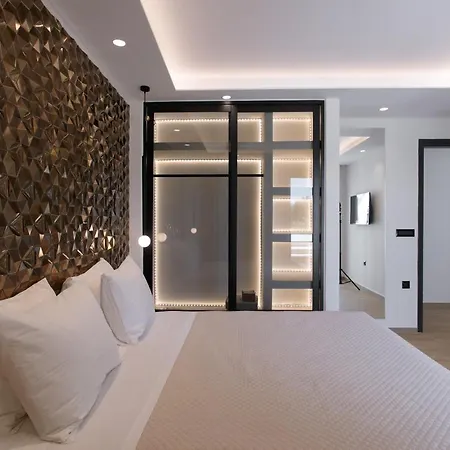 Διαμέρισμα Iphimedeia Luxury &