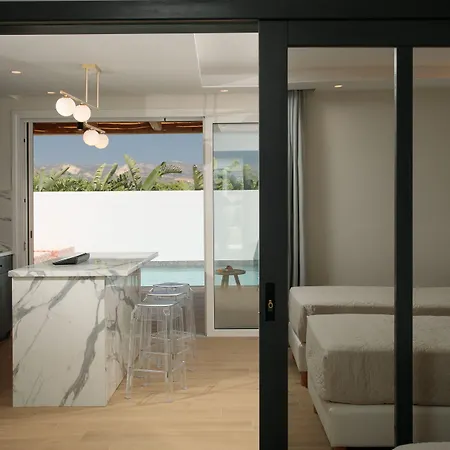 Iphimedeia Luxury & 3*