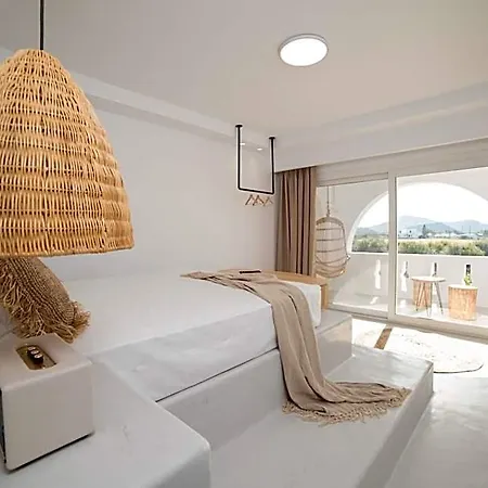 Iphimedeia Luxury & Naxos City