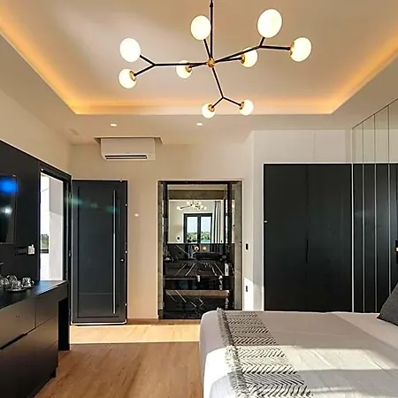 Iphimedeia Luxury & Hotel Naxos City