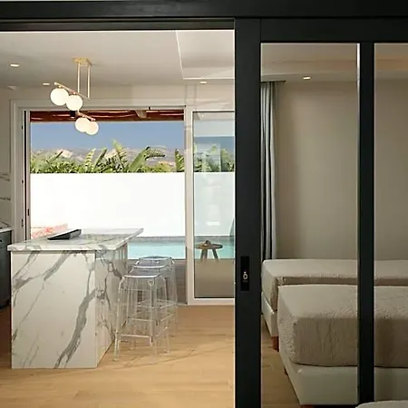 Iphimedeia Luxury &