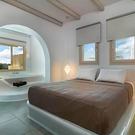 Hotel Iphimedeia Luxury & 3*