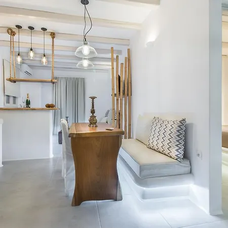 Otel Iphimedeia Luxury & Naxos City