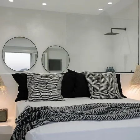 Iphimedeia Luxury & 3* Naxos City